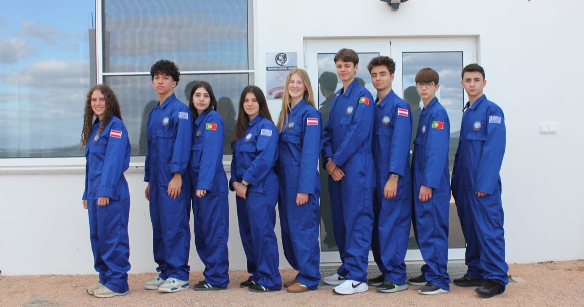 Estudantes da Missão EXPLORE-2